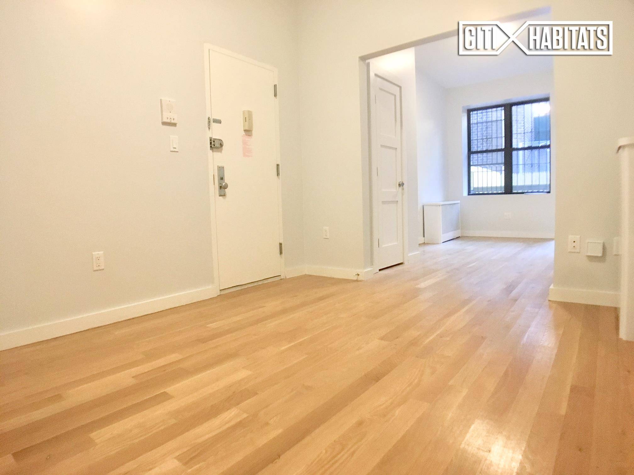 SUNDRENCHED Gorgeous and renovated Junior One bedroom.