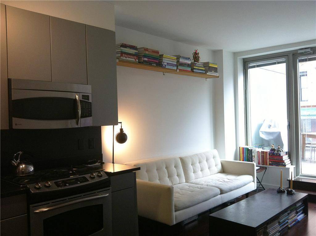 West TriBeCa Grand Style Maisonette!  Perfect for one or a couple! 