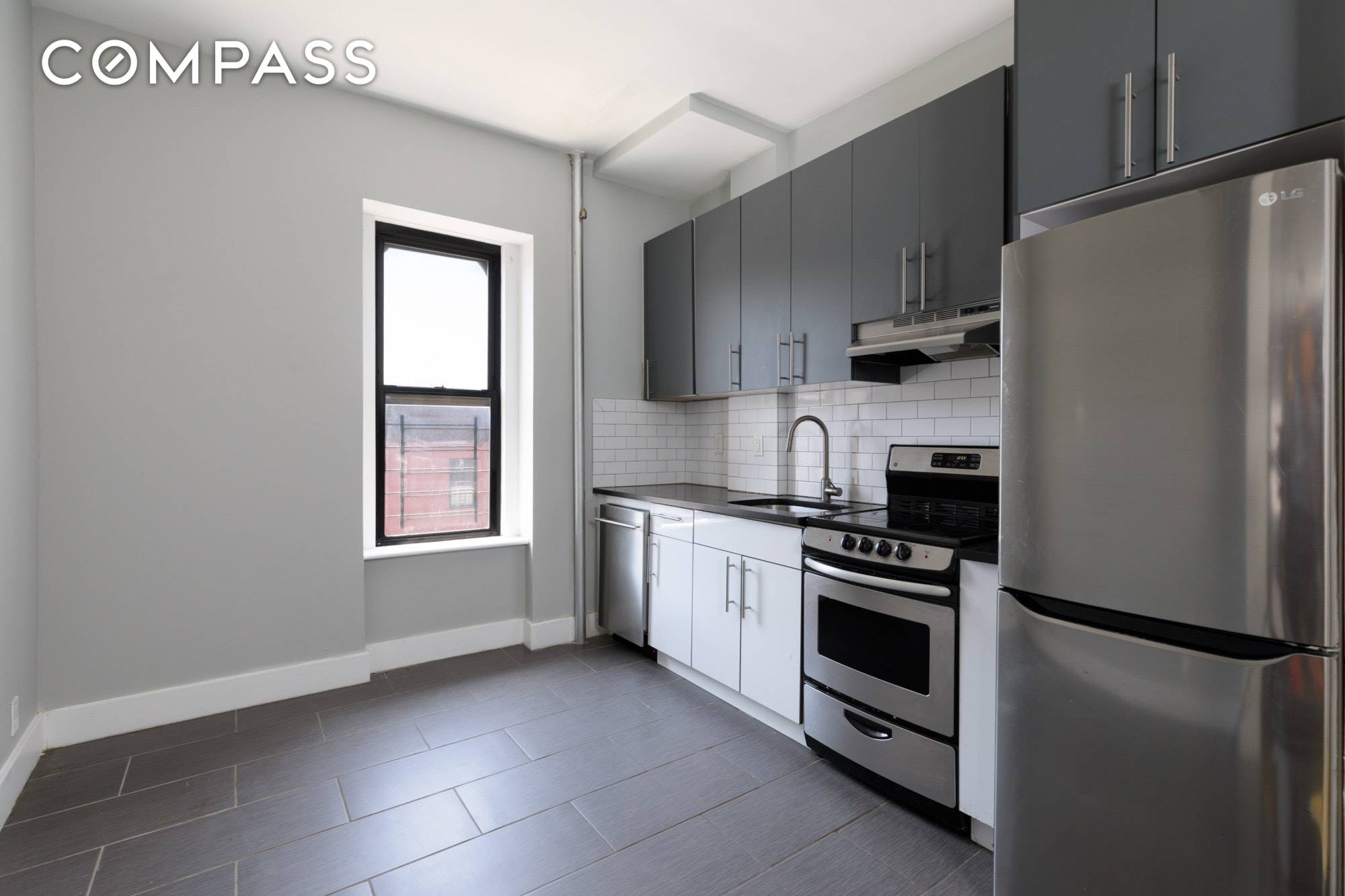 Located in the heart of Park Slope in a classic brownstone, this renovated true 3 bedroom is available for immediate occupancy.