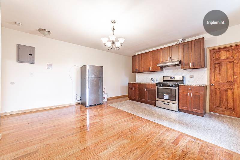 Please note, this is a fee aprtment This newly renovated 4 bedroom apartment, with closets in every room, is ready for immediate move in.