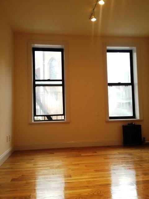 Brand New Renovation 2Bed/2bath in Upper East Side Townhouse