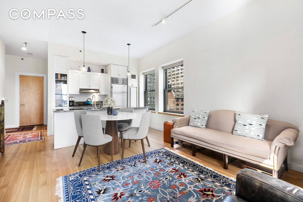 This spacious and bright 2 bed, 2 bath home is flooded with natural sunlight and is located in one of Brooklyn's most sought after landmarked buildings at the nexus of ...