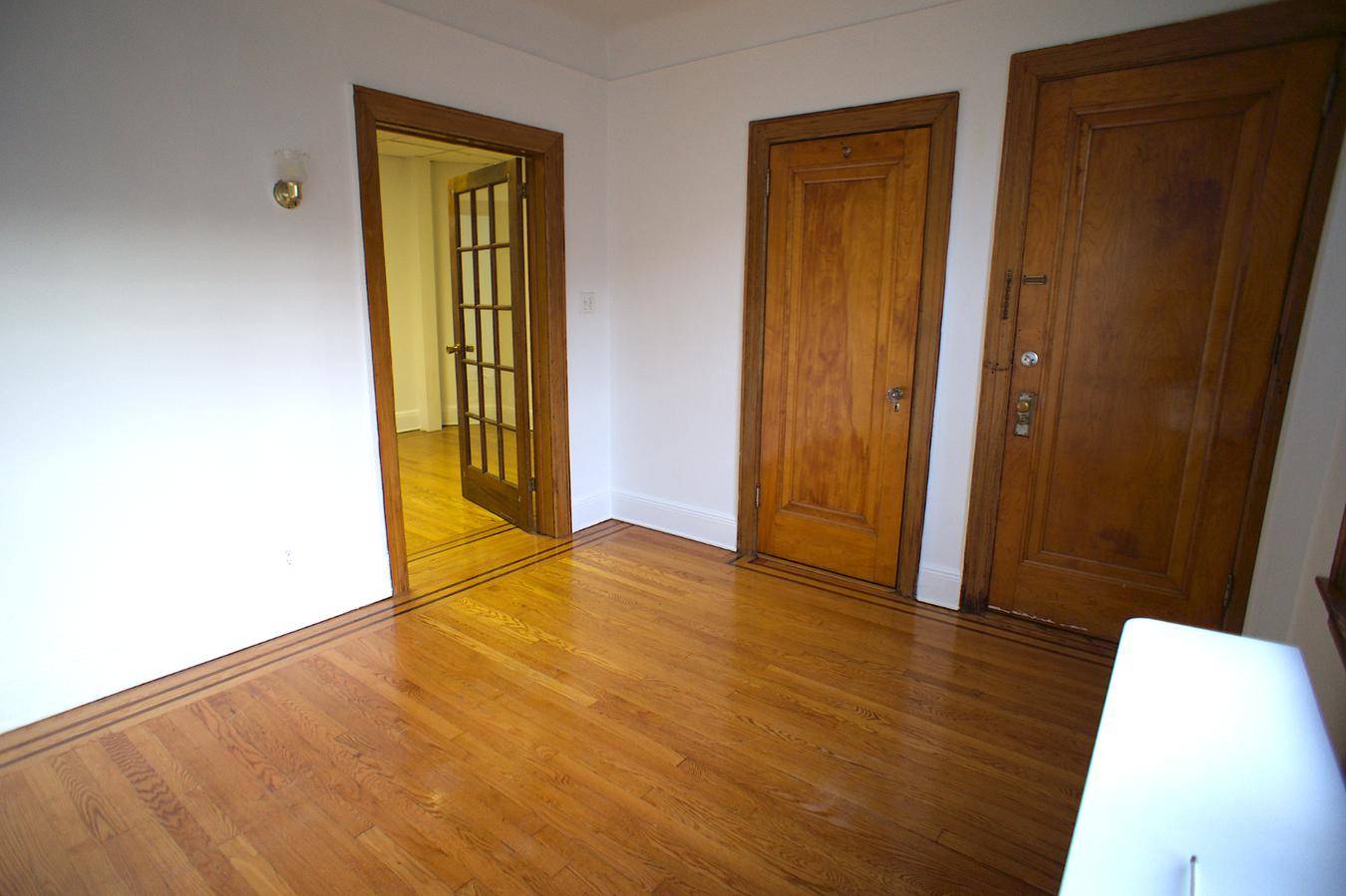 Price reduction ! This 2 bedroom unit located in prime Astoria neighborhood is a steal !