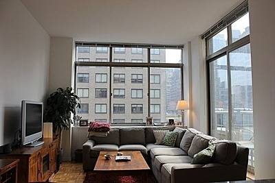 Dashing ! Two Bedroom Corner Apartment located in Chelsea** NO FEE!