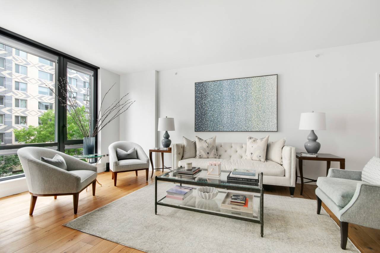 Triple Mint, Gorgeous and Impeccable at the Adeline, the premier full service Condominium in the heart of vibrant Harlem, boasting a suite of unmatched amenities and extremely low monthly charges ...