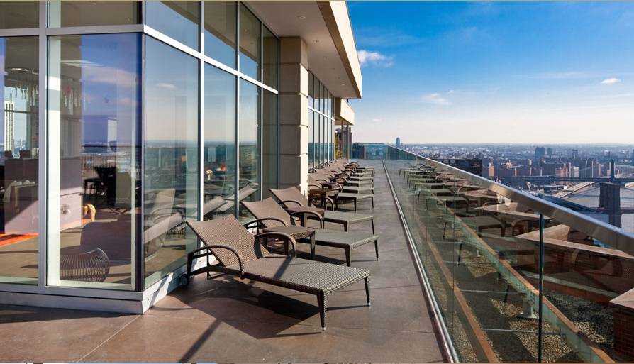 Stunning 2 Bedroom Penthouse Loft in Full Service 5 Star Condo Building in Financial District with Panoramic Views! - $8950 - Price Reduction - No Fee!