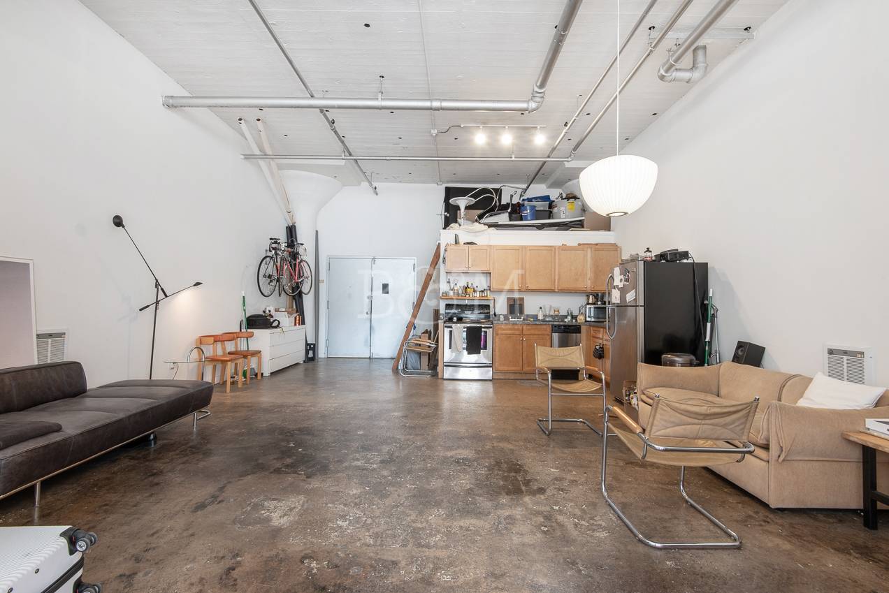 Positioned a block from the waterfront, and a couple off Bedford Avenue, 63 N3rd Street is among few original loft residencies in the northside.