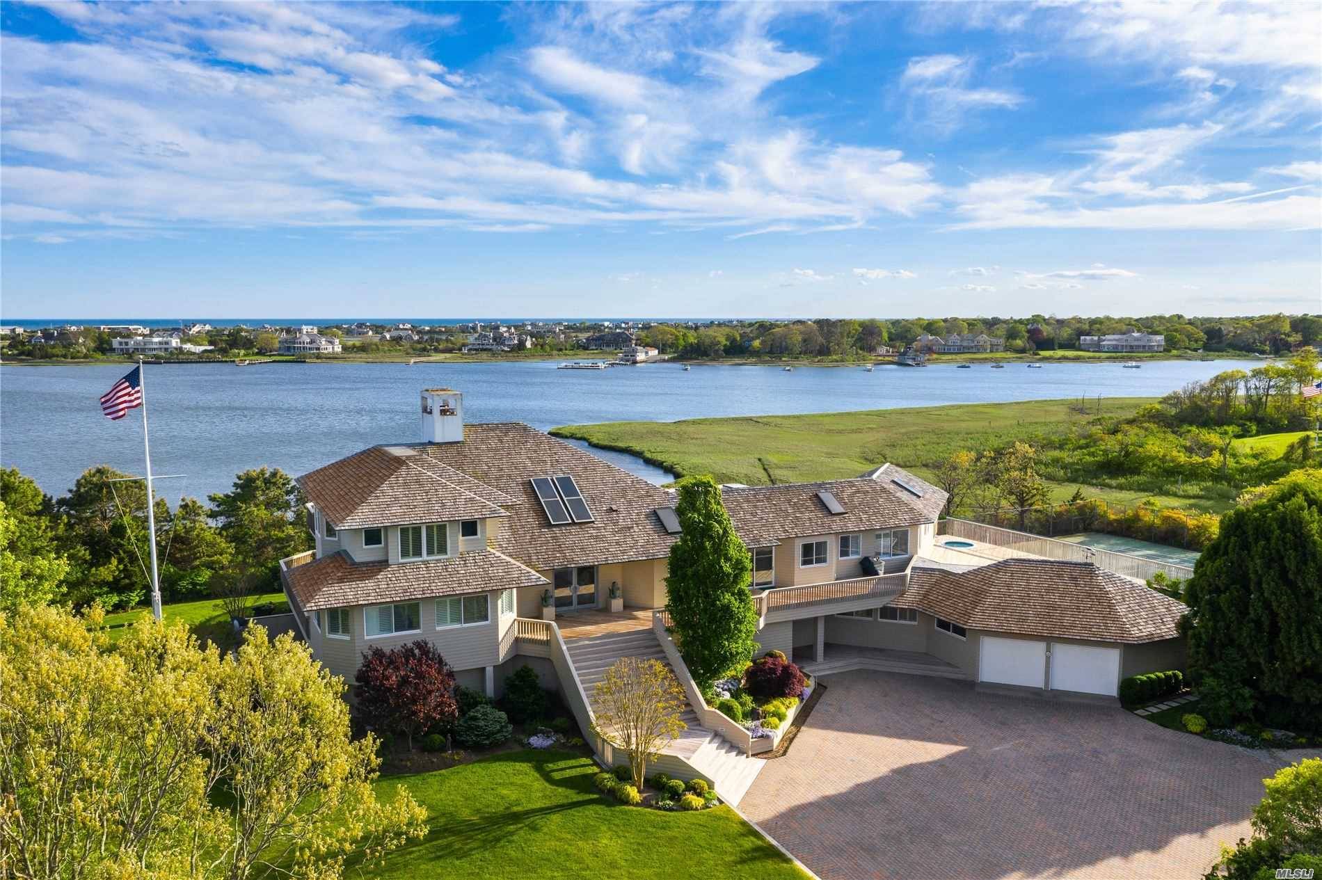 Highly desirable pvt location in Quogue.