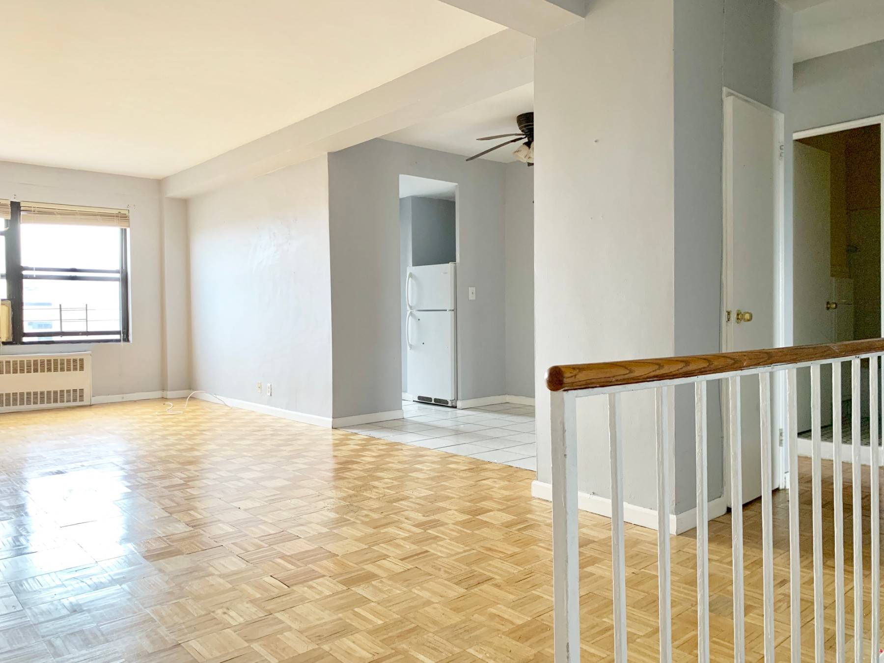Massive 2 bedroom apartment in the heart of Rego Park !
