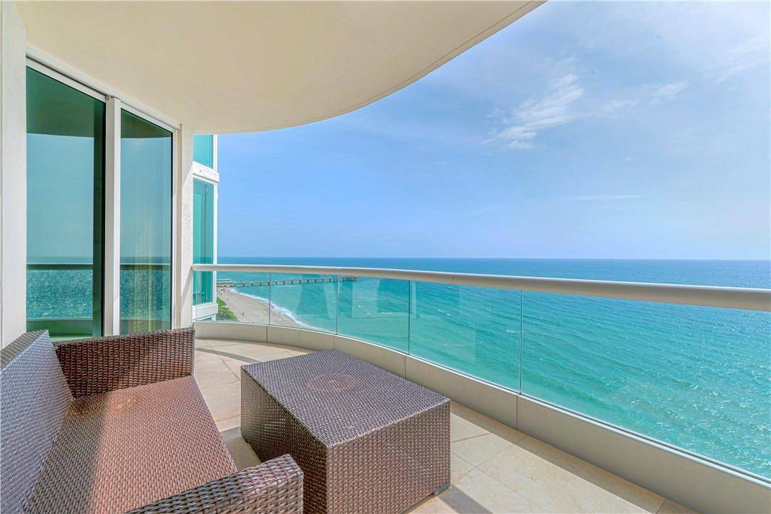 Turnberry Ocean Colony (Stunning Oceanfront Views)