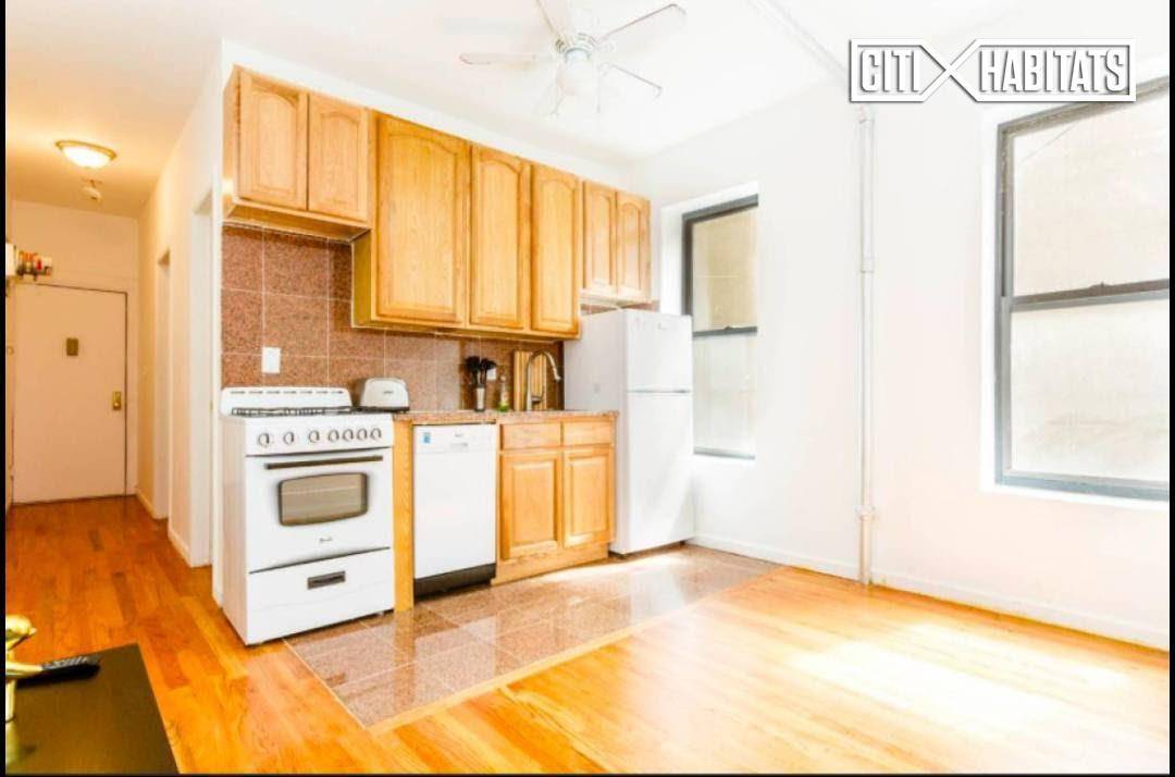 Beautiful 3 bedroom on the first floor with an abundance of natural light.