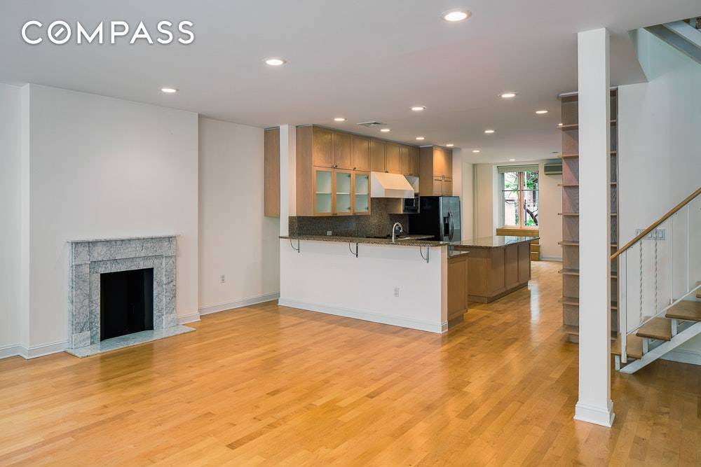 Sprawling 2 bedroom penthouse with large south deck in private house with elevator on Gramercy Park key to Gramercy Park included !