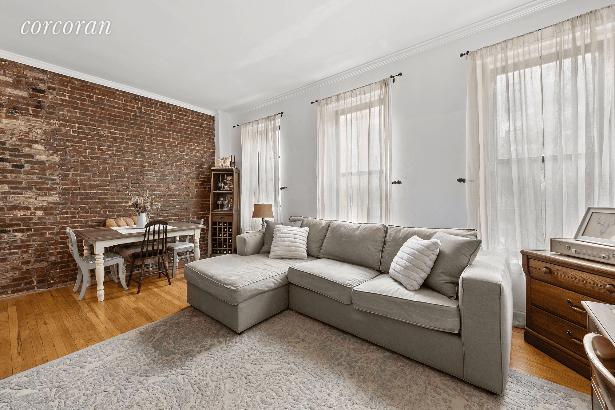 New to market ! ! ! Spacious one bedroom apartment with high ceilings, exposed brick walls, hardwood floors, good size windowed kitchen, king size bedroom and 3 large windows in ...