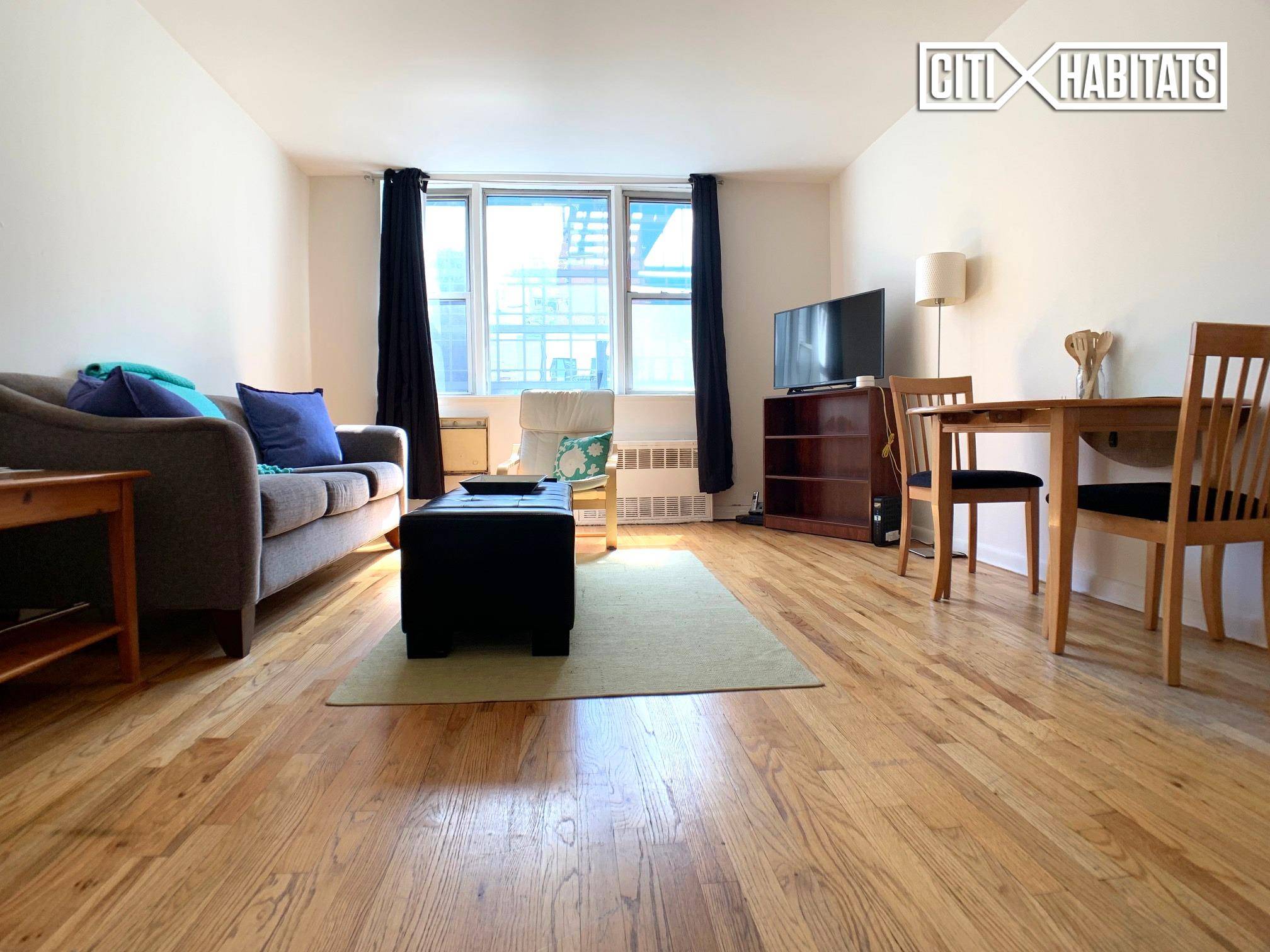 NEW EXCLUSIVE ! SPECTACULAR MASSIVE three bedroom two bathroom apartment located in the heart of Upper East !