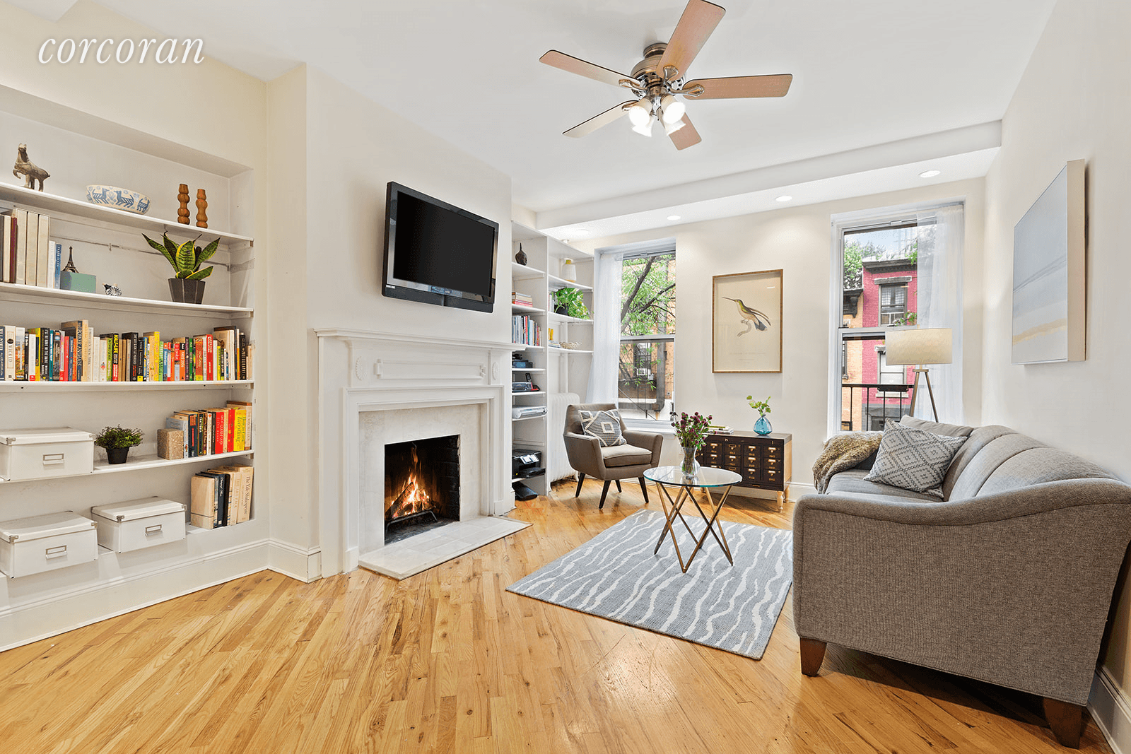This sunny and well thought out Boerum Hill one bedroom coop checks all the boxes.