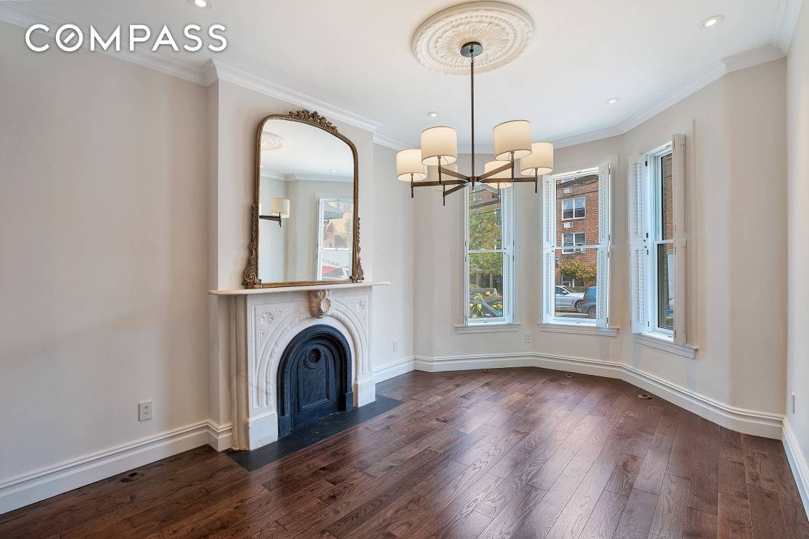 No expense was spared in this gorgeous townhouse beauty !