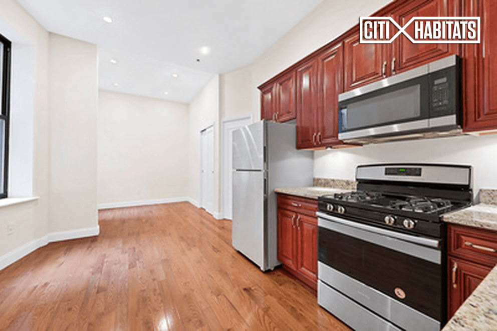 AMAZING 4 Bedroom in the heart of Hamilton HeightsNew Hardwood floors with Very high ceilings and Brand New Kitchen with New cherry cabinets and Stainless steel appliances with granite countersGood ...