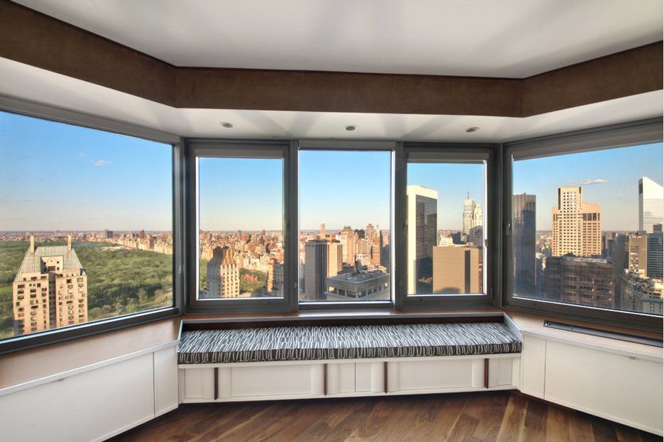 MAGNIFICENT TWO BEDROOM APARTMENT IN MIDTOWN MANHATTAN 