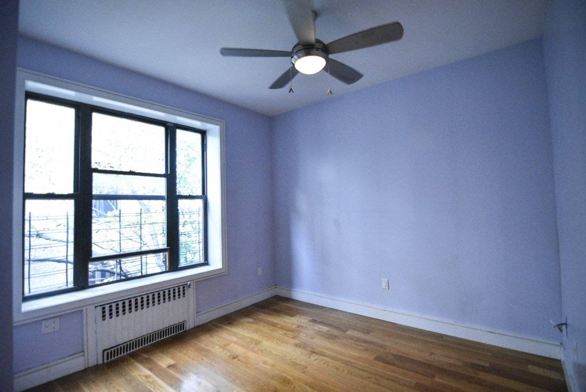 THE APARTMENT 2 Bedrooms Open concept kitchen Granite countertops Stainless steel appliances Hardwood floors throughout Laundry in building On site super THE NEIGHBORHOOD Right off the 2 3 4 Eastern ...