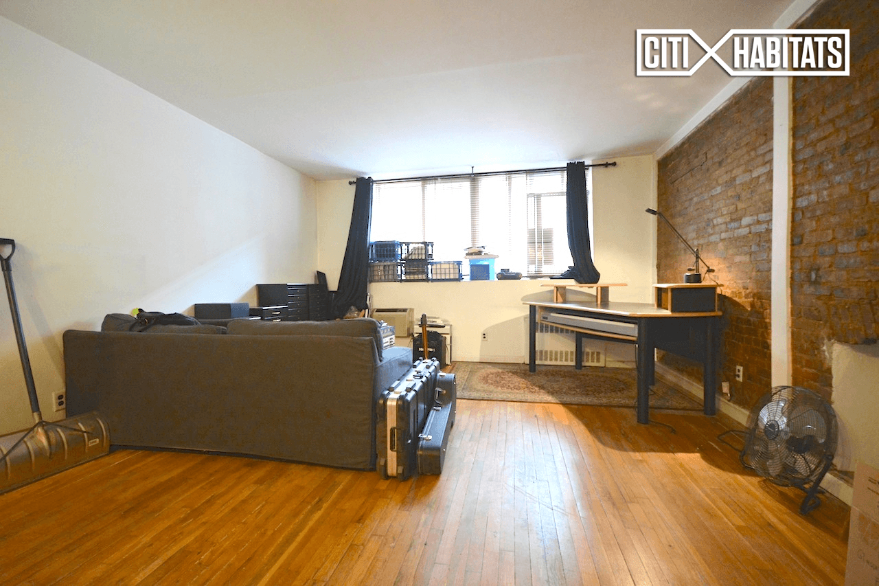 New Promotional Price For Oct 1 Start Date Reg price is 2, 350 Beautiful classic Brooklyn apartment with high ceilings, exposed brick, hardwood flooring and quaint decorative fireplace.