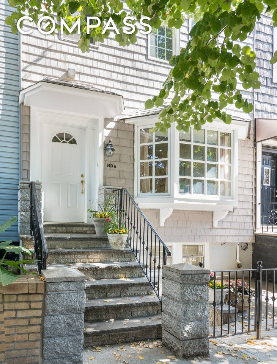 A jewel on Diamond ! This legal two family house in the heart of Greenpoint has been renovated from top to bottom with thoughtful details.