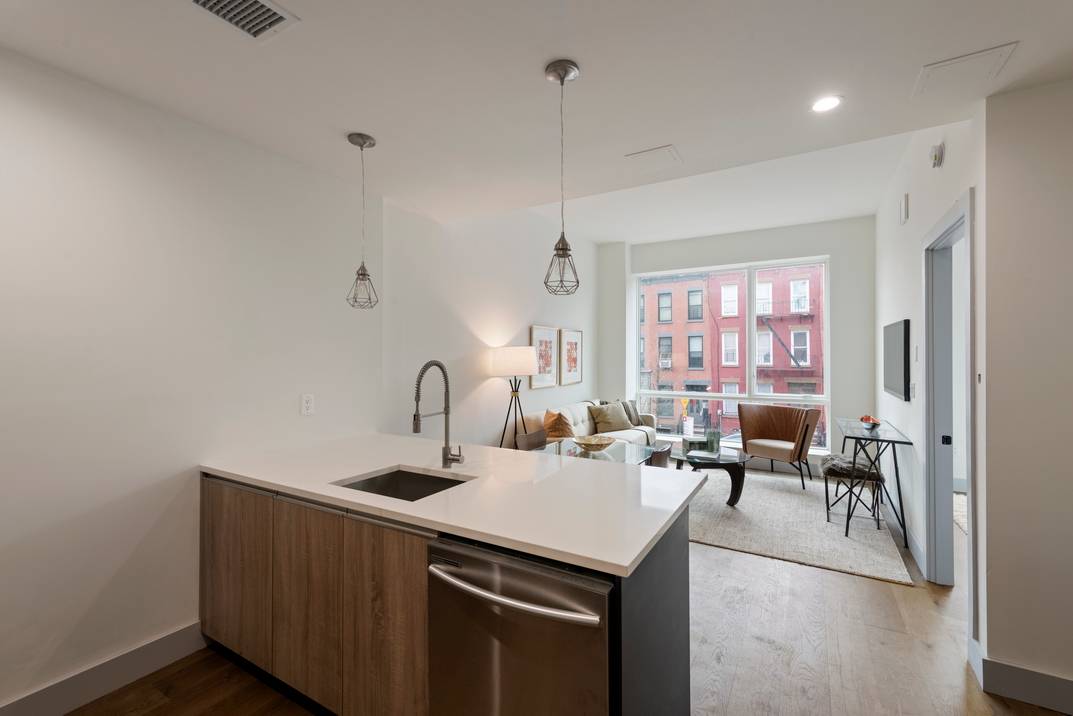 Fantastic One Bedroom Apartment at The New Frontier of Bed-Stuy Living