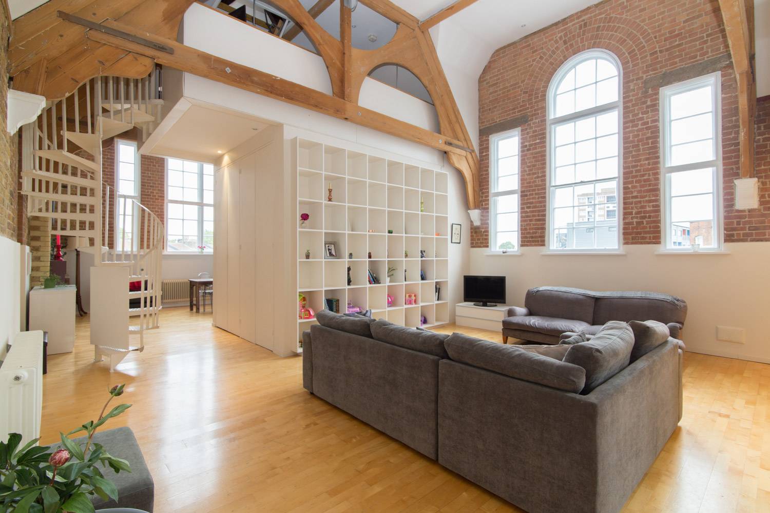 Amazing, vast top floor loft apartment with huge ceilings, loads of character and private roof terrace. Flexible layout and secured parking in superb location.