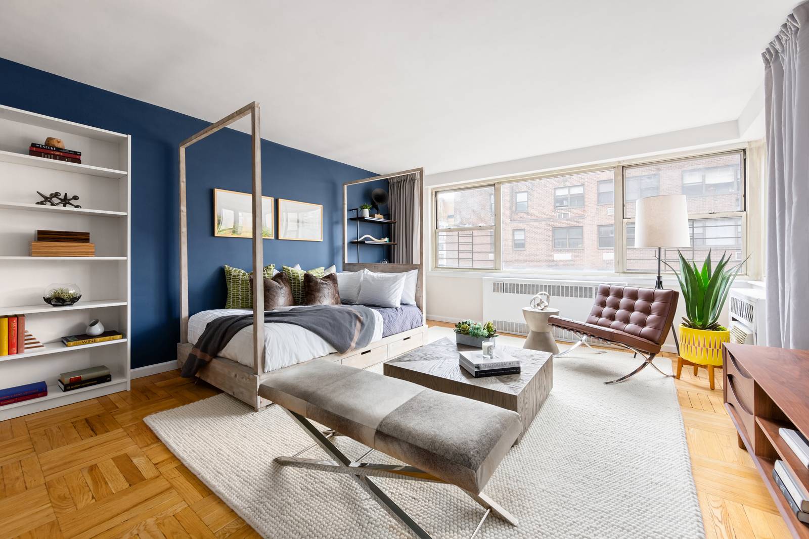 Bright & Spacious Studio Co-op in the Heart of Lenox Hill