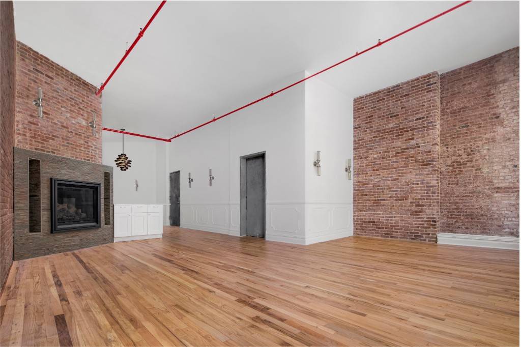 GUT RENOVATED KEYED IN LOFT available 11 1One look out of the keyed in elevator and immediately you are struck with elegance combined with traditional detail.