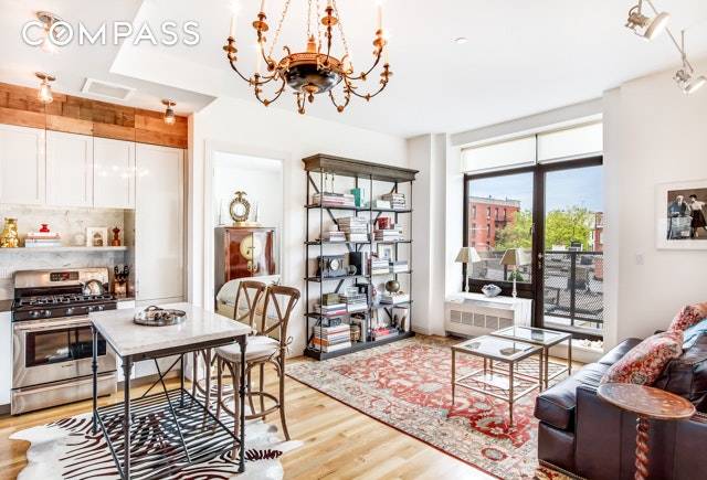 Come home to a luxurious boutique rental in the heart of brownstone Brooklyn !