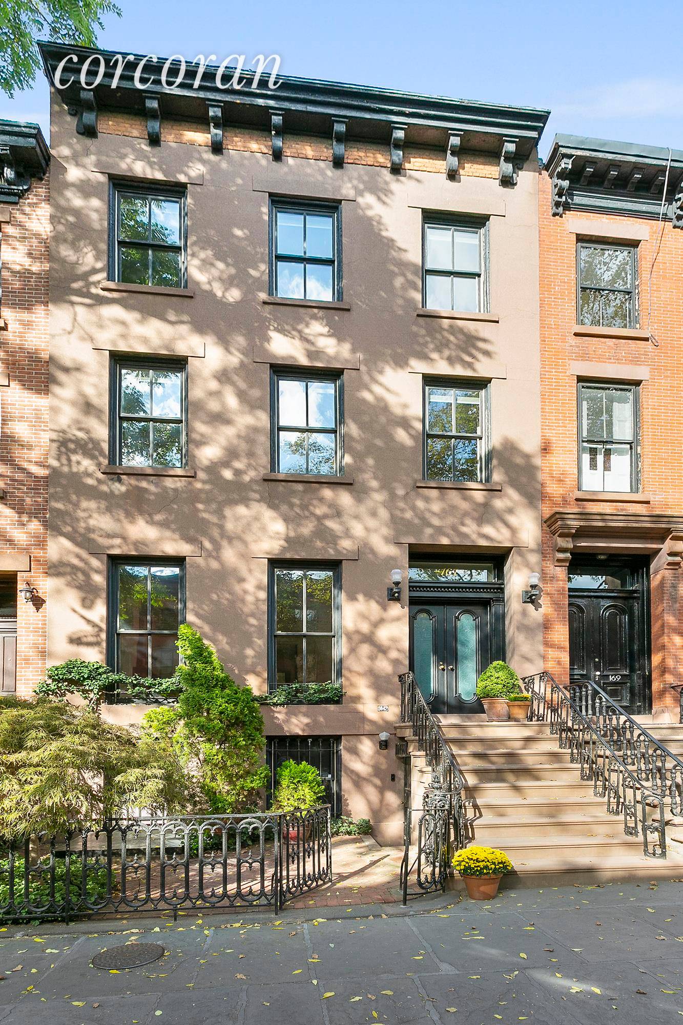Beautiful Townhouse living at 167 Warren Street in coveted Cobble Hill !