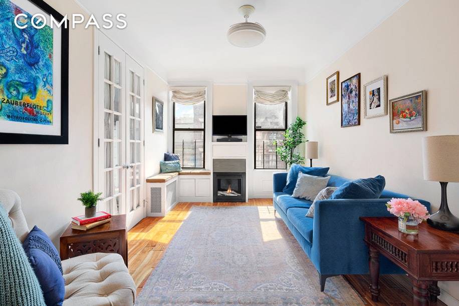 Welcome to your top floor oasis, conveniently nestled near Harlem s verdant Saint Nicolas Park.