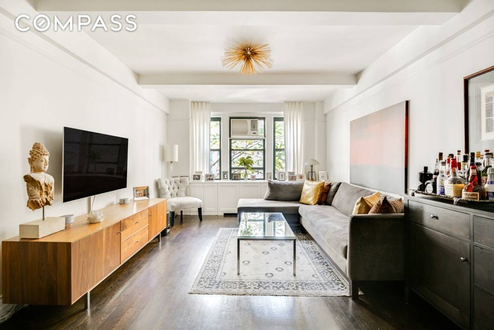 Upper West Side Winner ! Further Price Reduction !