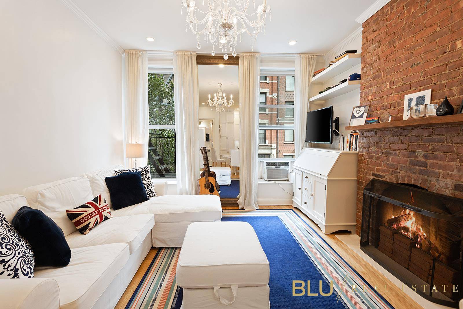 This gut renovated one bedroom one bathroom in the heart of Chelsea is your next dream home.