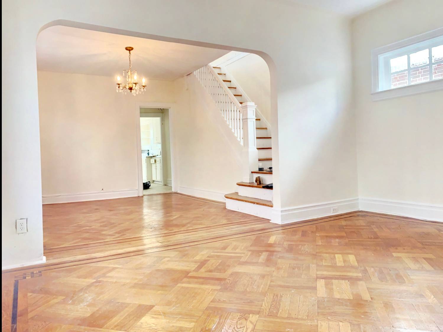 Welcome home ! Entire 2 story with basement, sun drenched house in Midwood available to rent !