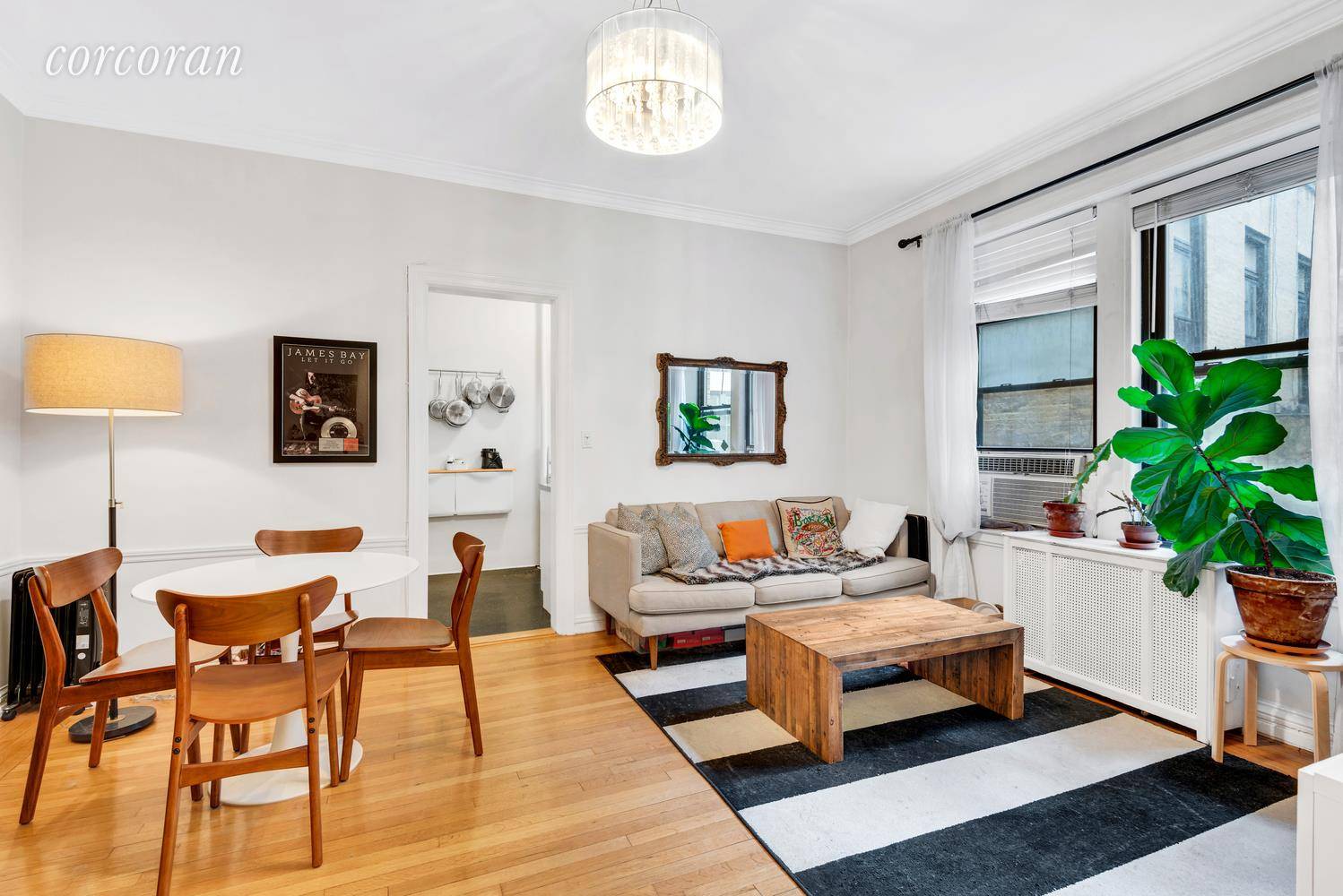 Charming one bedroom apartment in one of New York's most historic neighborhoods.