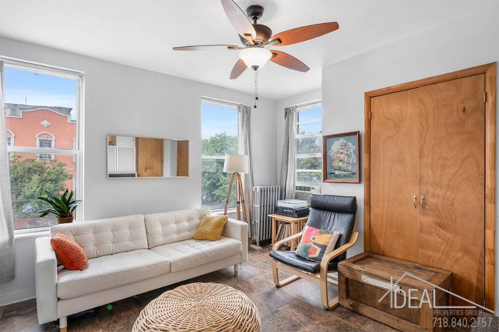 Spectacular Property in the heart of East Williamsburg, known to be a very culture driven neighborhood.
