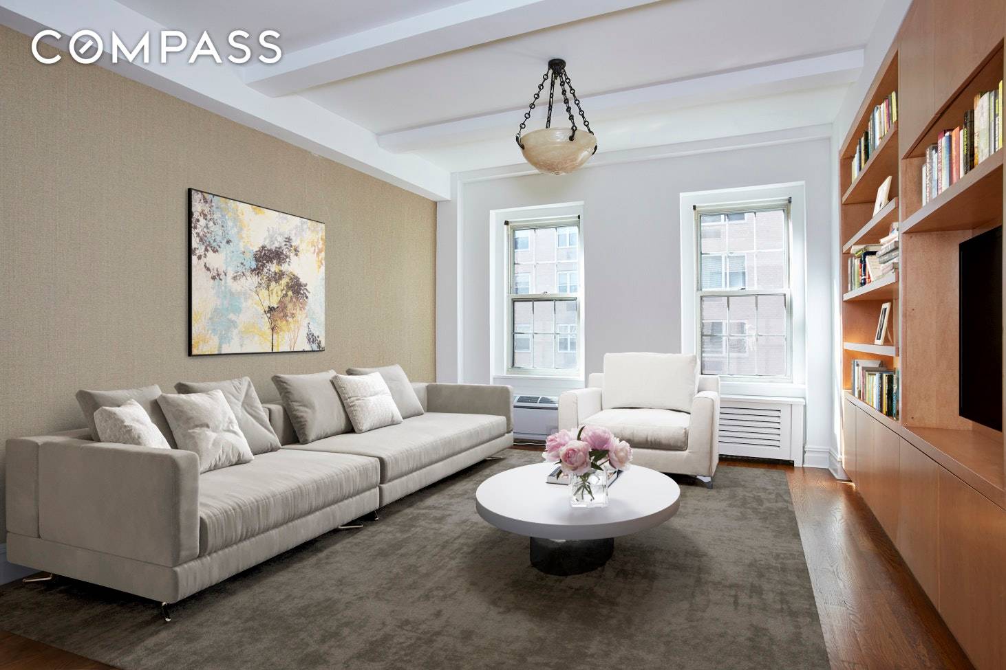 Elegance abounds in this Gold Coast Pre War Condo in the heart of Greenwich Village, Manhattan s first Historic District.