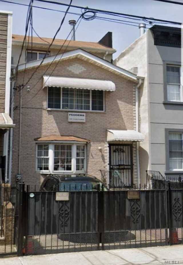 A Lovely Brick, Single Family Home includes a Full Finished Basement with Separate Entrance, One Car Garage, Near Public Transportation L, A, C, 2, 3, and 4 Subway Lines B20, ...
