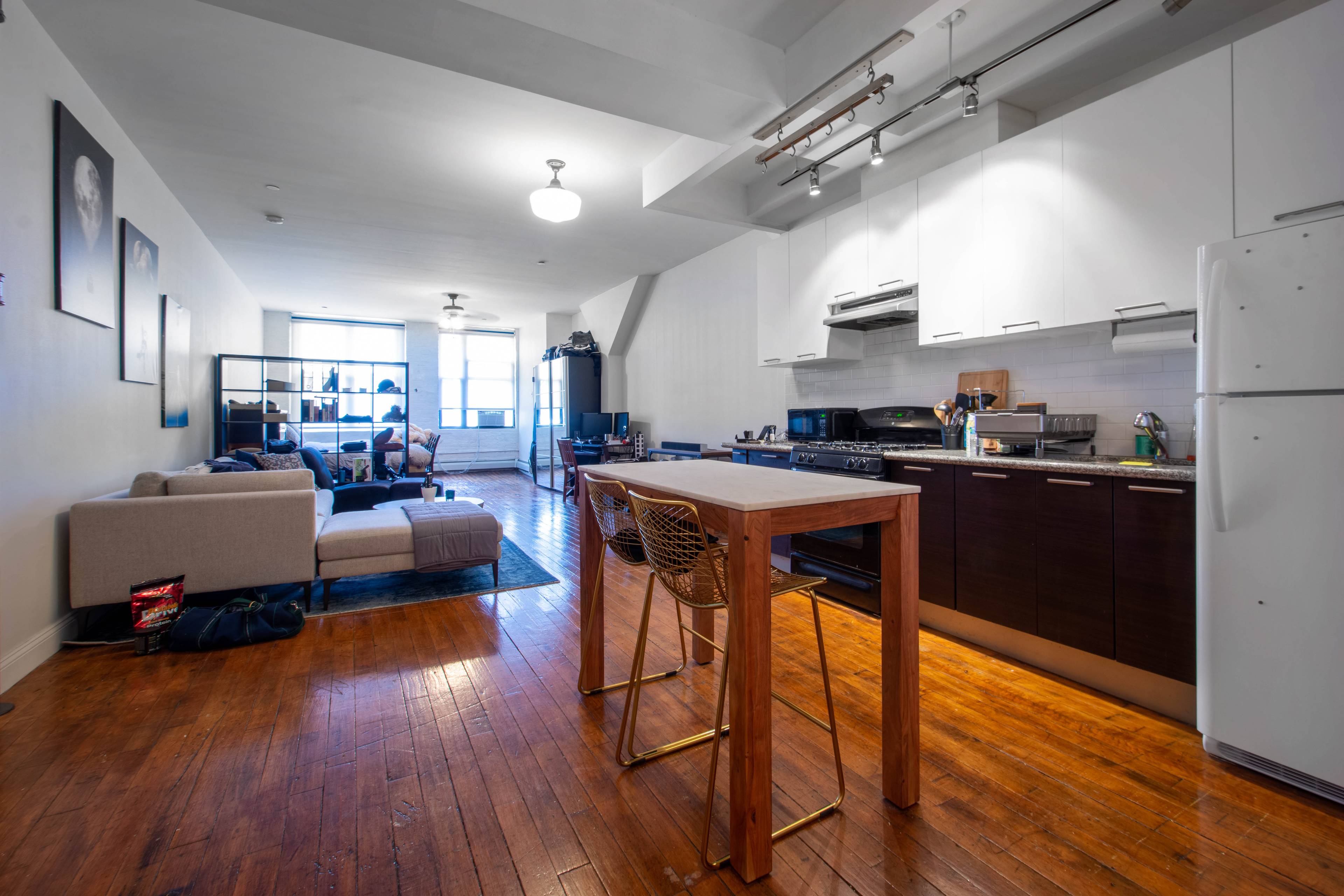 THE LOFT This beautiful and authentic Williamsburg loft is on the Third floor of a timeless brick building near the corner of North 3rd Street and Berry Street.