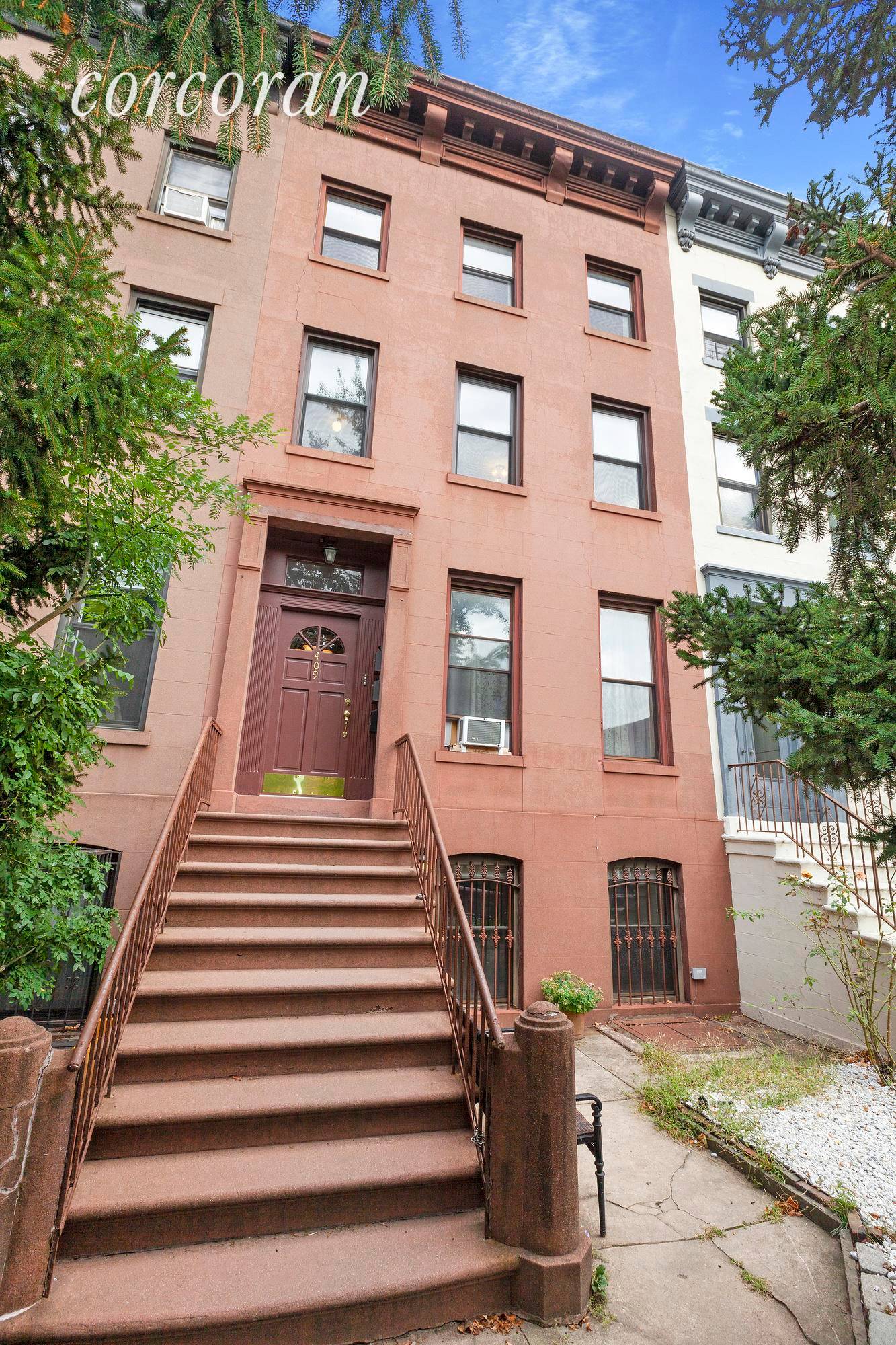 With the quintessential character of brownstone Brooklyn, the premier location in the heart of historic Carroll Gardens, and the incredibly low taxes, the possibilities at 409 Union Street are enticing ...