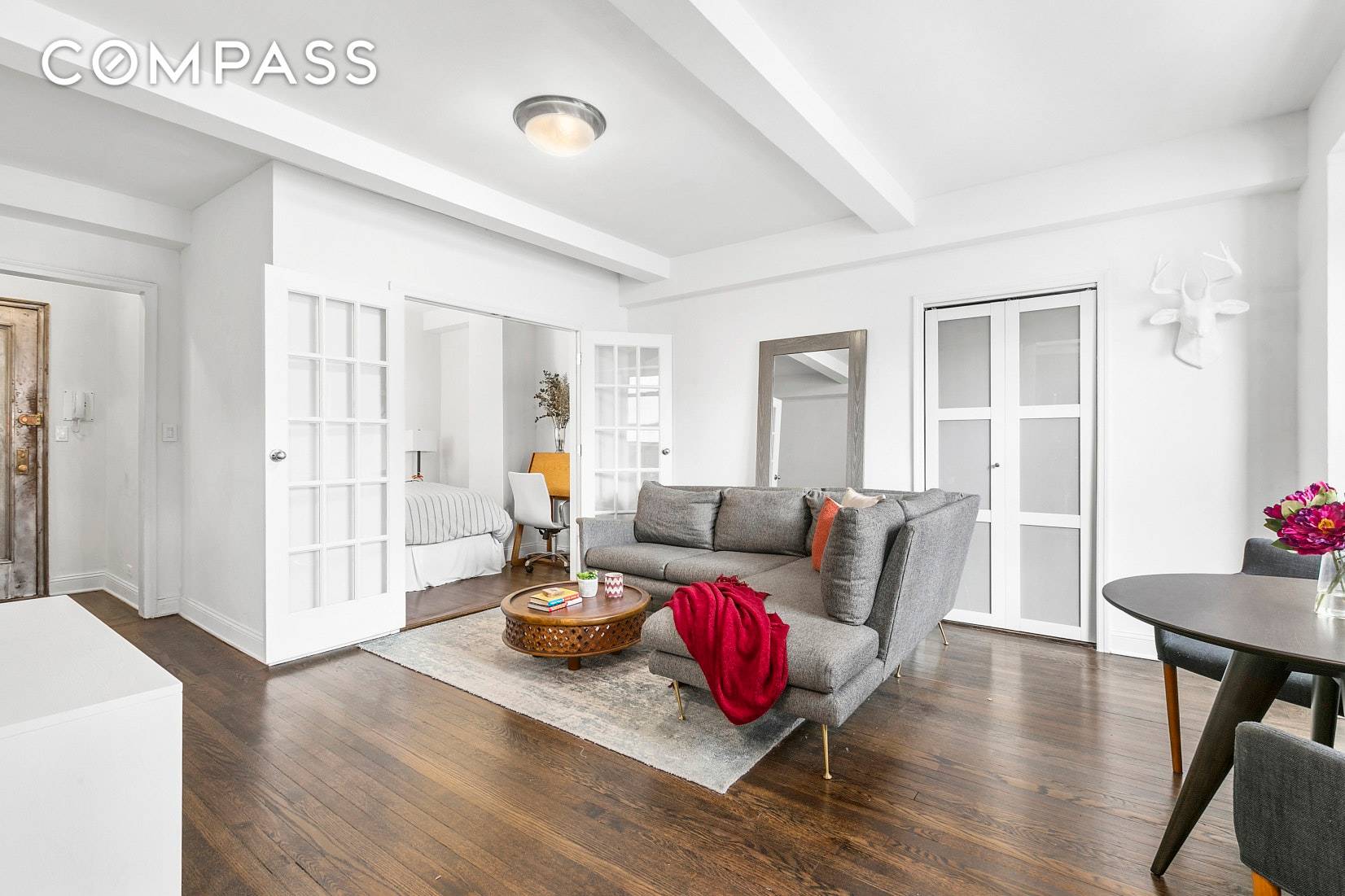 An Exceptional Junior 1 Bedroom in the Iconic Barney's Building in Prime Chelsea.