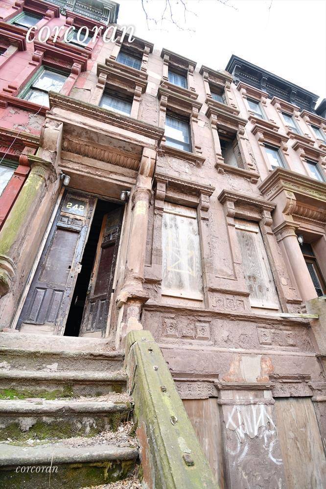 Amazing opportunity for an investor or homeowner to own a historic Harlem Brownstone looking to build and fit this home to their tastesGutted SRO Brownstone on a picture perfect block ...