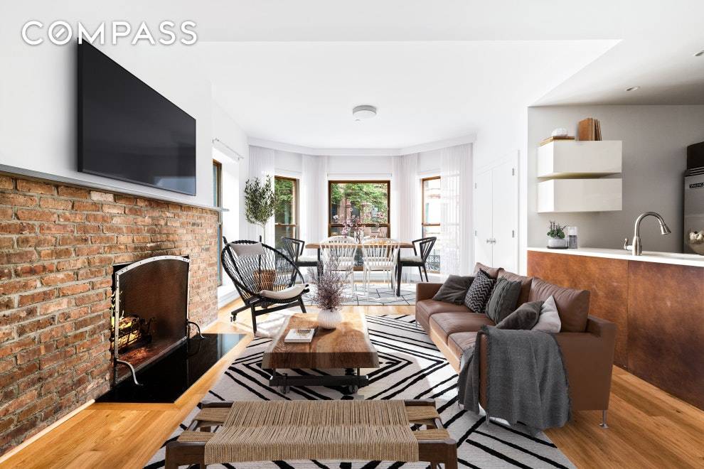 Welcome home to the Lincoln in Park Slope !