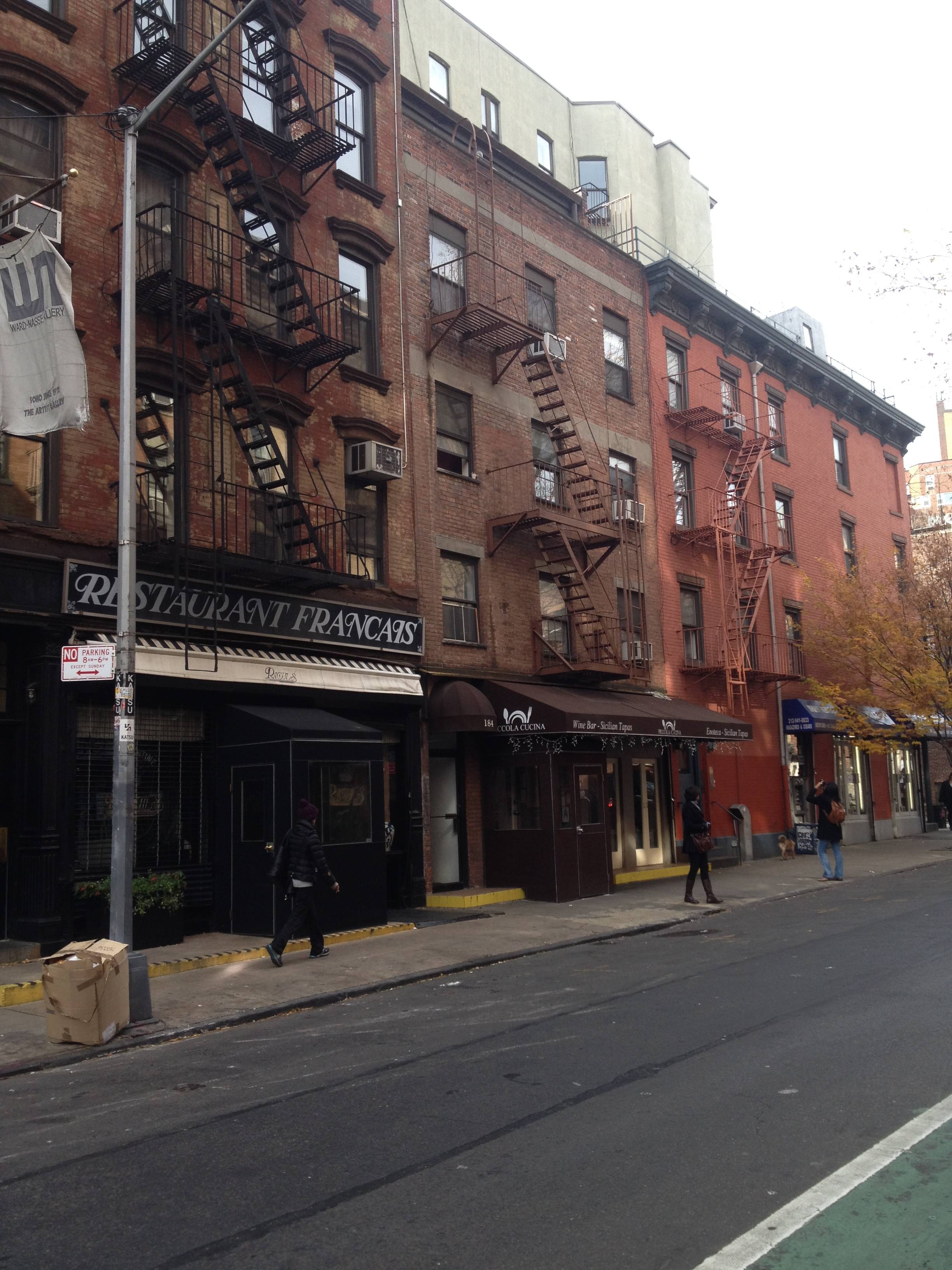 BUILDING IN SoHo ON SALE - MIXED USE