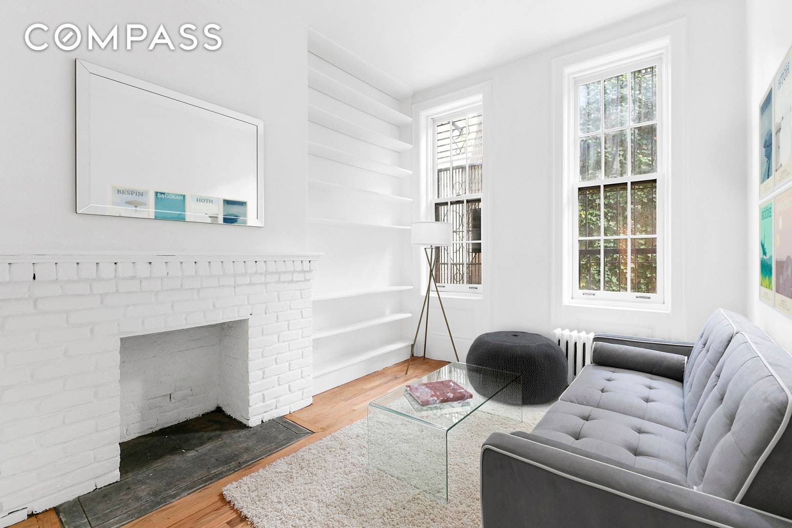 This quintessential pre war studio is located on an idyllic tree lined block in the heart of the West Village.