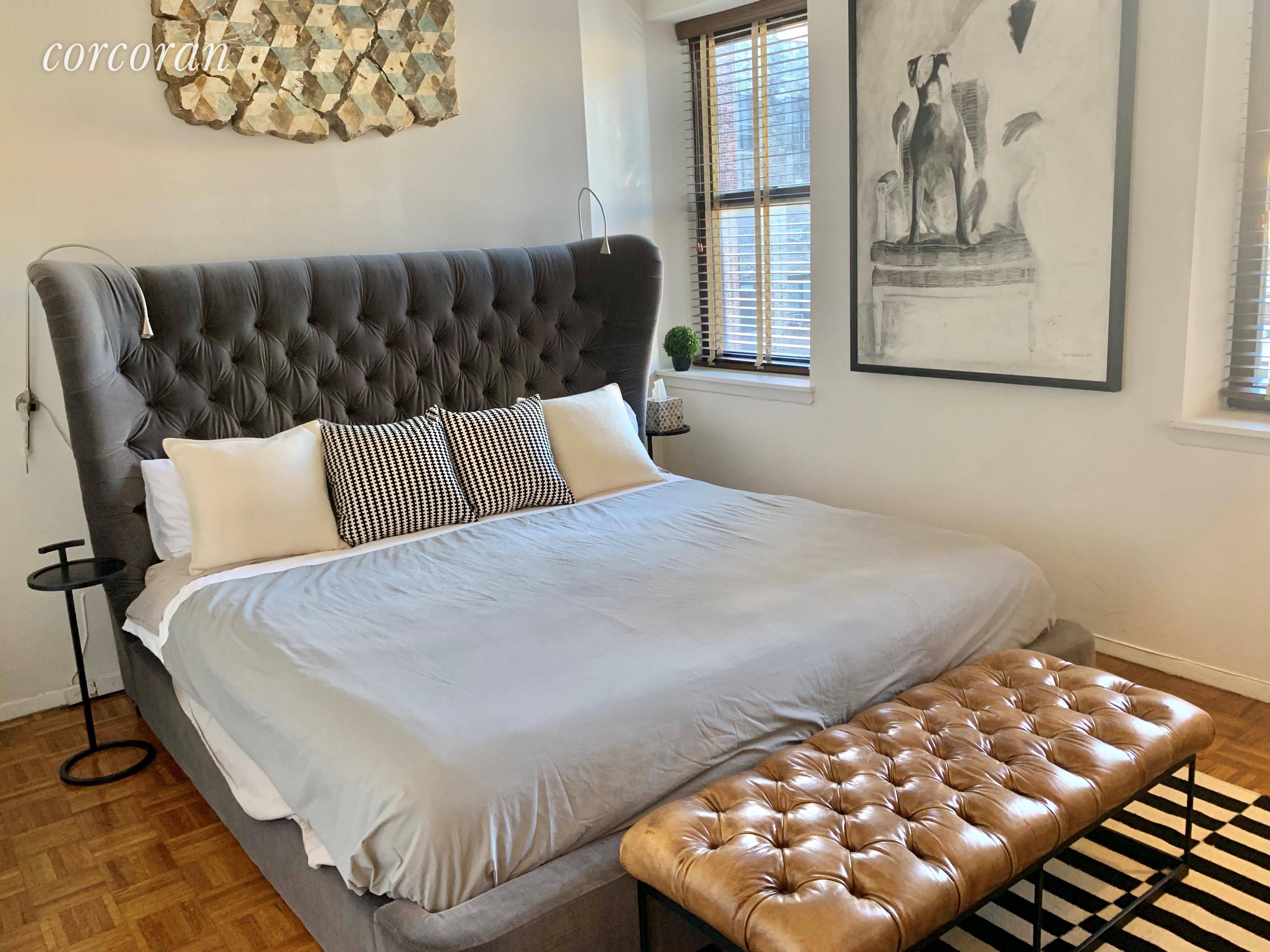 This very large and bright loft like studio at The Level Club boasts hardwood floors, windowed kitchen, renovated bathroom, ample closet space and many windows.