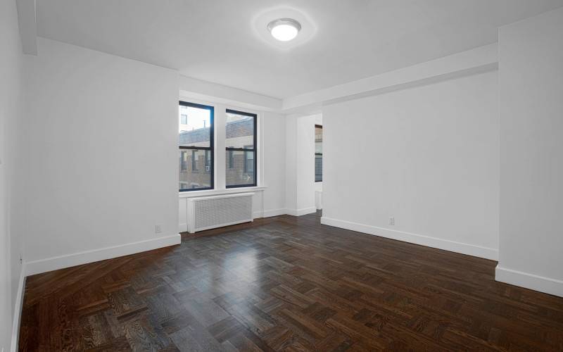 Beautiful 1 Bed, 1 Bath located in the Upper East Side