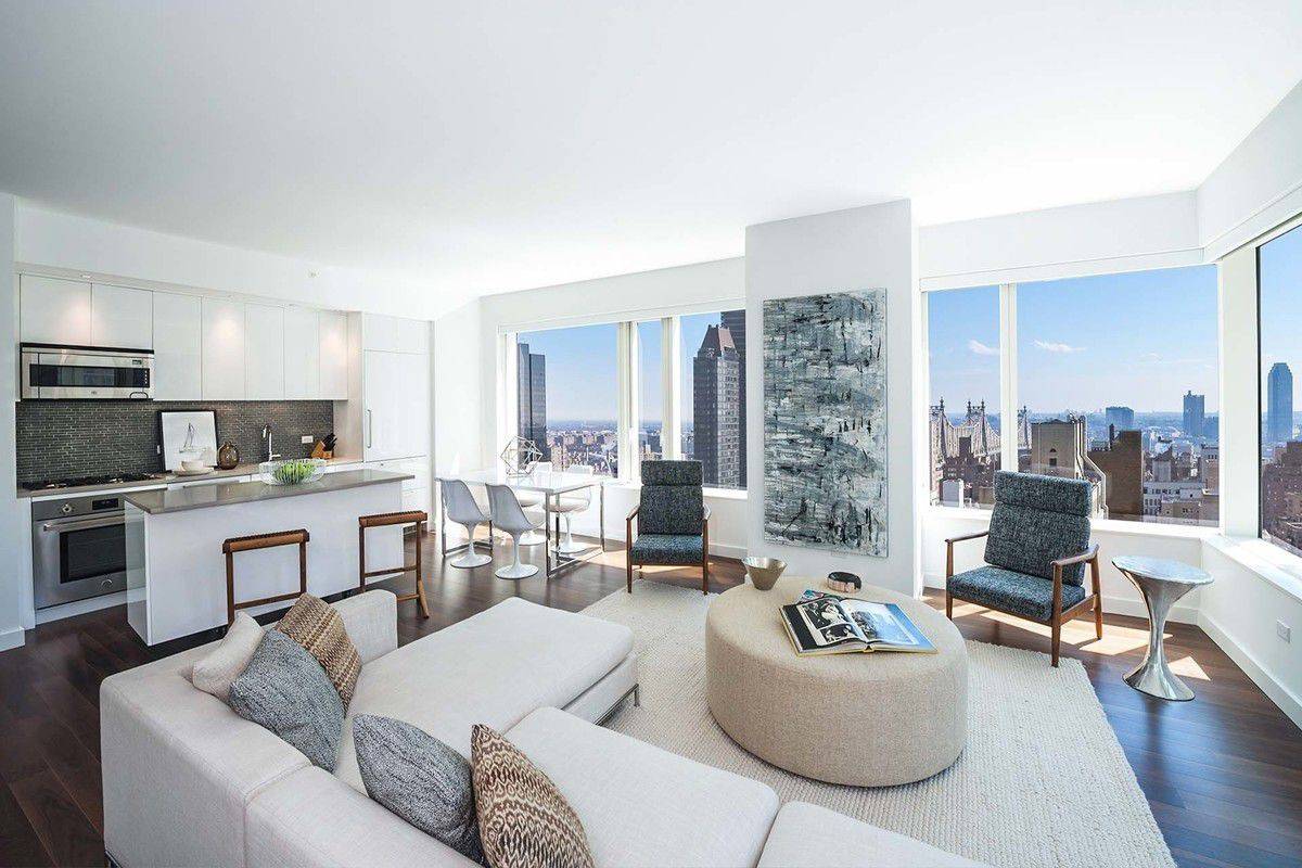 Stunning 2 bed 2 bath Apartment for Rent in Sutton Place!