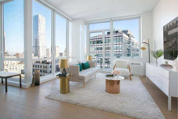 No Fee Luxury 2 Bed/2 Bath Apartment in Amenity Filled New Development Building in Financial District, W/D in unit